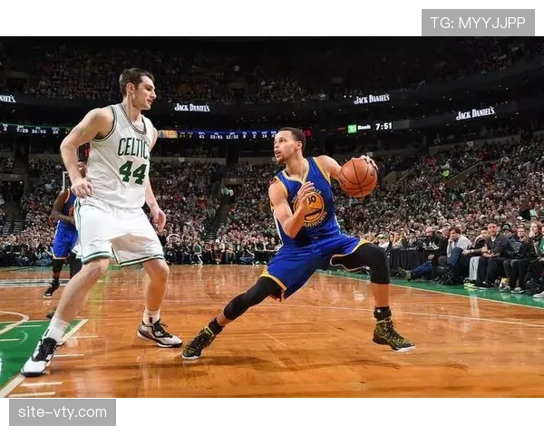 美职联球队防守紧凑度提升 低位防守时空间压缩